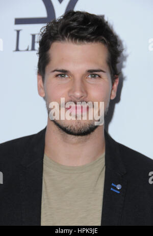 West Hollywood, CA, Stati Uniti d'America. Il 22 febbraio, 2017. 22 Febbraio 2017 - West Hollywood, California - Gleb Savchenko. 2017 OK! Rivista Pre-Oscar Evento tenutosi all'Usignolo Plaza. Photo credit: Birdie Thompson/AdMedia Credito: Birdie Thompson/AdMedia/ZUMA filo/Alamy Live News Foto Stock