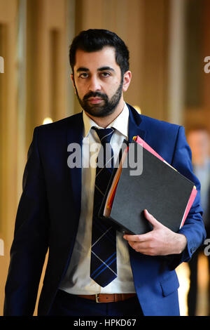 Edimburgo, Scozia, Regno Unito. Il 23 febbraio, 2017. Scottish Ministro dei trasporti Humza Yousaf raffigurato nel parlamento scozzese del giorno storm Doris ha colpito il paese, Credito: Ken Jack/Alamy Live News Foto Stock