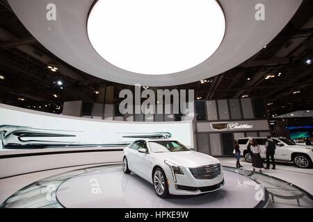 Toronto, Ontario, Canada. Il 22 febbraio, 2017. Cadillac CT6 sul display durante il Toronto International Auto Show in Toronto, Ont., il 22 febbraio, 2017. Credito: Lars Hagberg/ZUMA filo/Alamy Live News Foto Stock