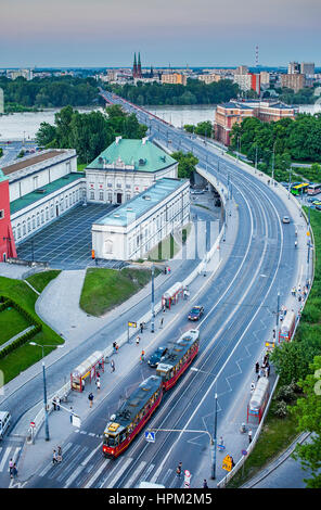 Aleja Solidarnosci street,in background fiume Vistola, Varsavia, Polonia Foto Stock