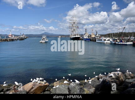 Eden, Australia - Jan 6, 2017. Il porto di Eden è il più meridionale di acqua profonda harbour nel NSW e è situato equidistante tra Sydney e Melbourn Foto Stock