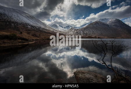 Alba sul Glencoe, Highlands scozzesi Foto Stock