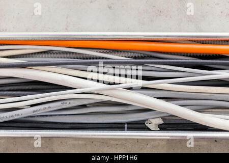 Diversi cavi elettrici, close up Foto Stock