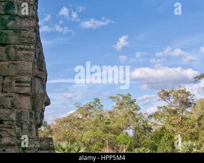 Primo piano di quattro facce tempio di Angkor Wat siem reap Cambogia Foto Stock