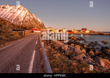 Flakstadoya mare Isole Lofoten in Norvegia, Europa Foto Stock