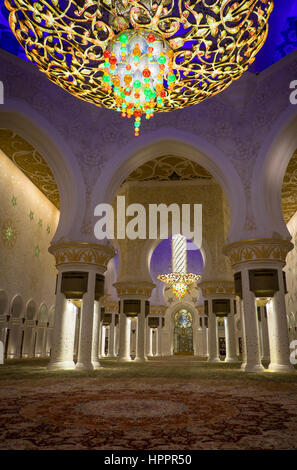 Ad Adu Dhabi della splendida Moschea Sheikh Zayed Foto Stock