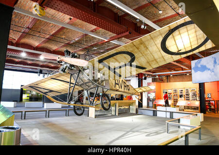 Una replica Avro Tipo F aeromobile in Manchester il Museo della Scienza e dell'industria, Liverpool Road, Manchester, Inghilterra, Regno Unito Foto Stock