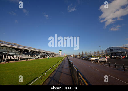 Terminal dell'aeroporto Southend di Londra Southend on Sea, Essex, Regno Unito Foto Stock