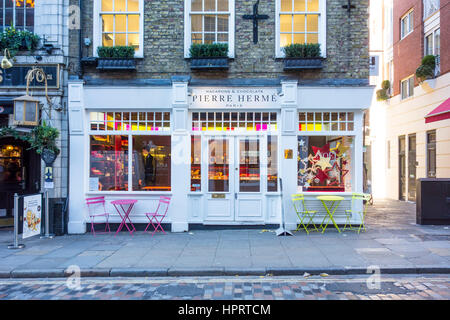 Pierre Herme patisserie shop, Monmouth Street, il Seven Dials di Covent Garden di Londra, Regno Unito Foto Stock