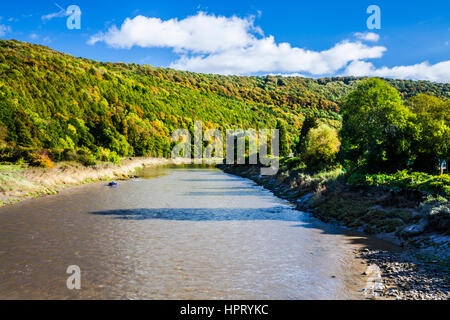 Il fiume Wye nearTintern in Monmouthshire, Galles. Foto Stock