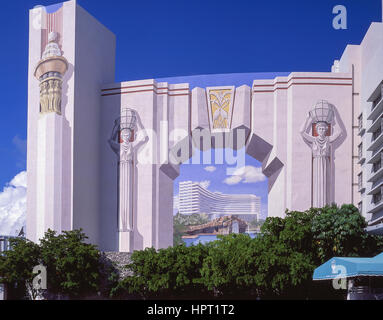 Art Deco trompe-l'oeil murale, Fontainebleau Hotel, Collins Avenue, South Beach, Miami Beach, Florida, Stati Uniti d'America Foto Stock