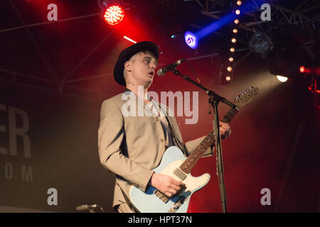 Pete Doherty dei Libertines esibendosi dal vivo al Liverpool Sound City Festival maggio 2016 Foto Stock