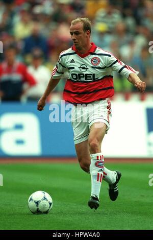 MARIO BASLER BAYERN MUNCHEN FC 26 Agosto 1998 Foto Stock