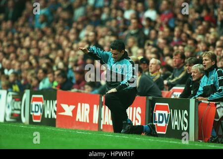 Giovanni Gregorio Aston Villa FC MANAGER 28 Settembre 1998 Foto Stock