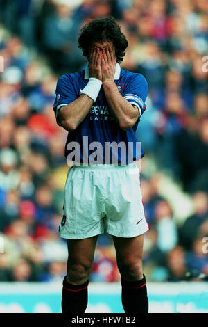 LORENZO AMORUSO Glasgow Rangers FC 18 Ottobre 1998 Foto Stock