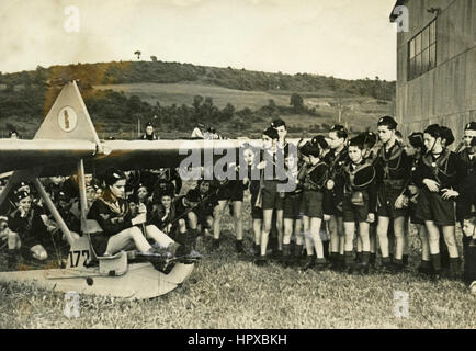 I bambini italiani soldati fascista Foto Stock