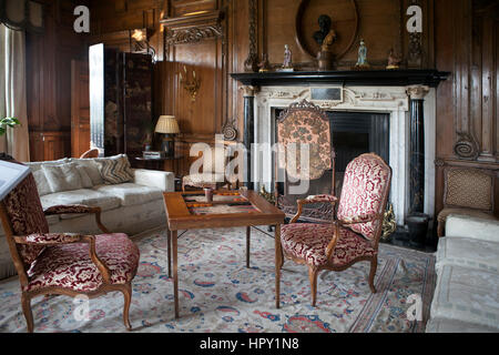 Londra, Inghilterra - Luglio 12, 2016 tipico interno del castello inglese. Il Castello di Leeds sala seminario Foto Stock