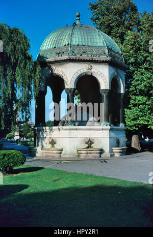 Fontana di tedesco o di Kaiser Wilhelm II Fontana (1900) sull'Ippodromo Istanbul Turchia Foto Stock