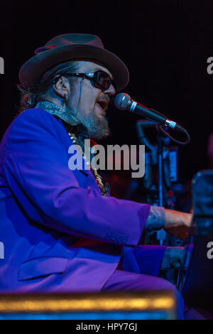 Il dott. John,' La notte gitante' alias John 'Mac' Rebennack esegue al Byron Bay Bluesfest, 1 aprile 2010. La più famosa di New Orleans tastierista. Foto Stock