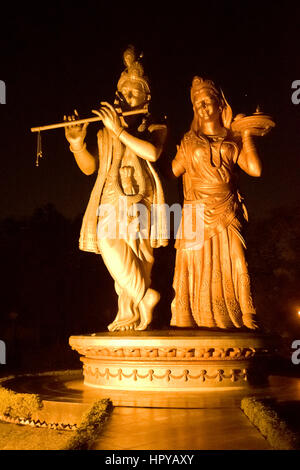 "Signore indù Radha e Shree Krishna scultura" Foto Stock