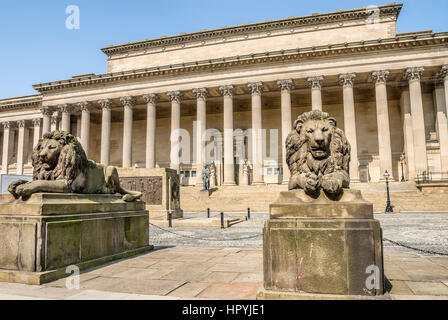 World Museum Liverpool è un grande museo di Liverpool, in Inghilterra che ha ampie collezioni di archeologia di copertura, etnologia e la naturale e PHY Foto Stock