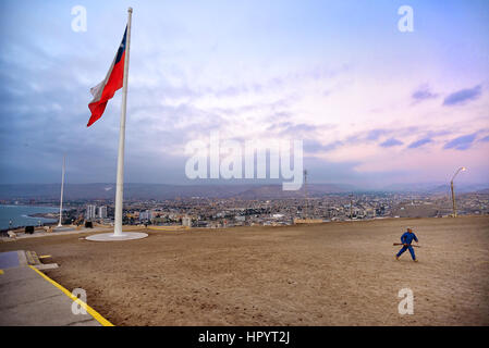 ARICA, Cile - 9 giugno 2015: Vew ad Arica città da el Morro de Arica hill a Arica, Cile Foto Stock