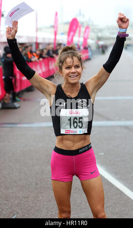 Brighton, Regno Unito. Il 26 febbraio 2017. La vitalità Brighton Mezza Maratona foto di prendere posizione sul lungomare di Brighton, domenica 26 febbraio 2017. Credito: Sam Stephenson/Alamy Live News Foto Stock