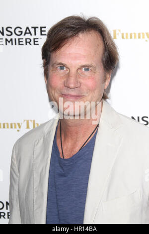 Los Angeles, Ca, Stati Uniti d'America. 19 Ago, 2017. Bill Paxton alla premiere di 'Segli buffo che modo' in armonia oro su agosto 19, 2015 a Los Angeles, California. Credito: Mpi22/media/punzone Alamy Live News Foto Stock