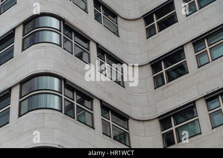 Guscio Haus, Shell Edificio, Berlino, classica modernità, design 1929, architetto Emil Fahrenkamp, Emil ,completato 1932. Foto Stock