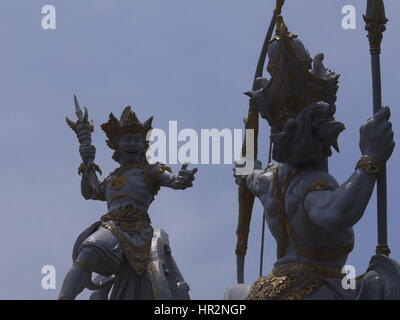 Satria Gatotkaca scultura dettaglio. Denpasar, Bali, Indonesia Foto Stock