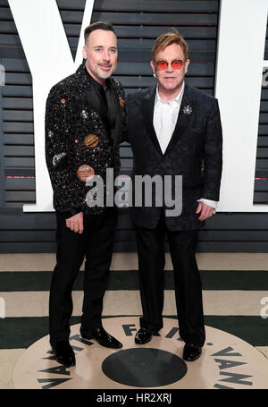 Elton John e David arredare arrivando al Vanity Fair Oscar Party a Beverly Hills, Los Angeles, Stati Uniti d'America. Foto Stock