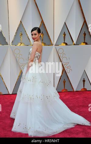 Los Angeles, Ca, Stati Uniti d'America. 26 Febbraio, 2017. Sofia Carson all'ottantanovesimo Academy Awards al Dolby Theatre di Los Angeles, la California il 26 febbraio 2017. Credito: Mpi99/media/punzone Alamy Live News Foto Stock