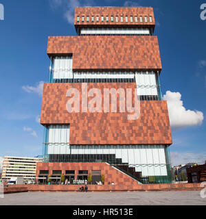 Anversa, Belgio - 10 Ottobre 2016: Il Museo aan de Stroom ad Anversa, in Belgio. Aperto nel maggio 2011, è il più grande museo della città. Foto Stock