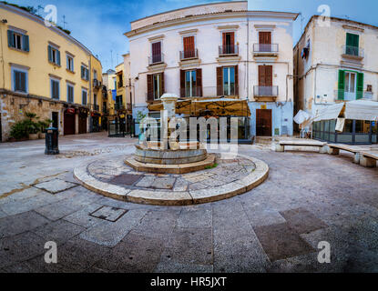 Splendida vista Bari vecchia città nel sud Italia Regione Puglia Foto Stock
