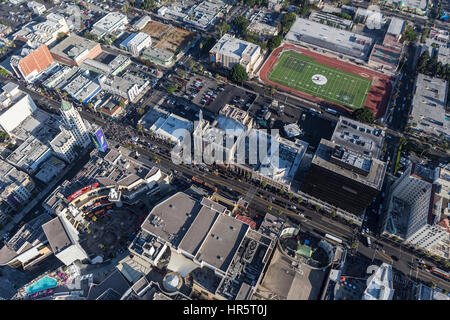 Los Angeles, California, Stati Uniti d'America - 6 Agosto 2016: Pomeriggio Vista aerea di Hollywood Blvd e Highland Av in Hollywood, la California. Foto Stock