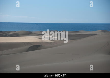 Le dune di sabbia tra Maspalomas e Playa de Ingles Foto Stock