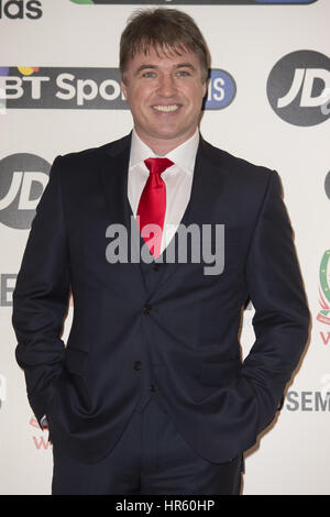 Direttore Jonny Owen assiste la premiere del Regno Unito di non prendere Me Home La storia del Galles di cammino alla semi-finale di UEFA Euro 2016, presso la Vue West End di Londra. Foto Stock