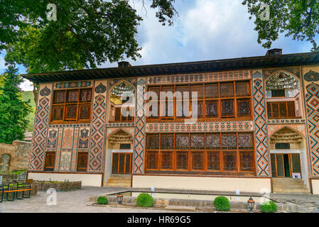 Palazzo di Sheki Khan. Era una residenza estiva di Shaki Khan. È stato costruito nel XVIII secolo. Sheki, Azerbaigian Foto Stock