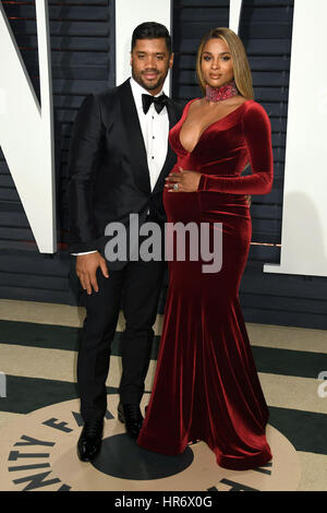 Beverly Hills, CA, Stati Uniti d'America. 26 Febbraio, 2017. 26 Febbraio 2017 - Beverly Hills, la California - Russell Wilson, Ciara. 2017 Vanity Fair Oscar Party a Wallis Annenberg Center. Photo credit: Byron Purvis/AdMedia Credito: Byron Purvis/AdMedia/ZUMA filo/Alamy Live News Foto Stock