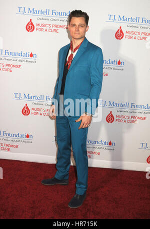 Nashville, TN, Stati Uniti d'America. 4 Ott 2014. 27 Febbraio 2017 - Nashville, Tennessee - Frankie Ballard. T.J. Martell Foundation 9 annuale successi di Nashville gala tenutosi presso l'Hotel Omni. Photo credit: Laura Farr/AdMedia Credito: Laura Farr/AdMedia/ZUMA filo/Alamy Live News Foto Stock