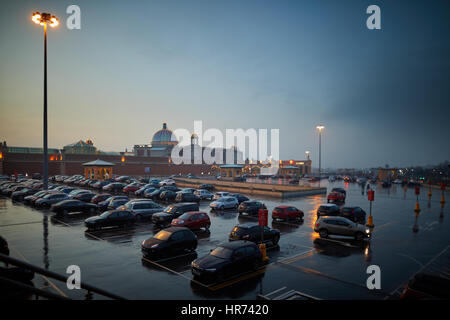 Il Trafford Centre parcheggio occupato al centro commerciale per lo shopping center complex Dunplington, Manchester, Inghilterra, Regno Unito. Foto Stock