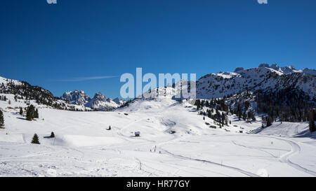 Prato Piazza o Prato Piazza nel Parco Nazionale di Fanes-Sennes-Braies-Prags italiani nelle Dolomiti in inverno - Südtirol Alto Adige - Italia Foto Stock