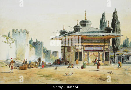 Questa fontana, situata presso la porta del Seraglio a Costantinopoli, è stata commissionata dal sultano Ahmed III. È un esempio di architettura imperiale ottomana, che mescola la grandezza con il design funzionale. Foto Stock