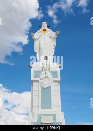 Una statua di Gesù in un borgo rurale nella regione andalusa della Spagna. Foto Stock