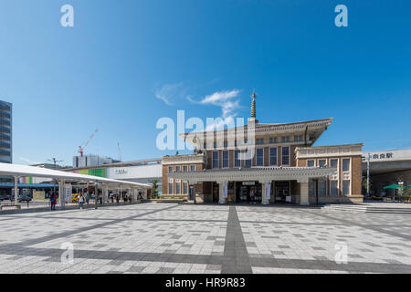 Nara Centro Informazioni Turistiche edificio di fronte a stazione di Nara, Giappone Foto Stock