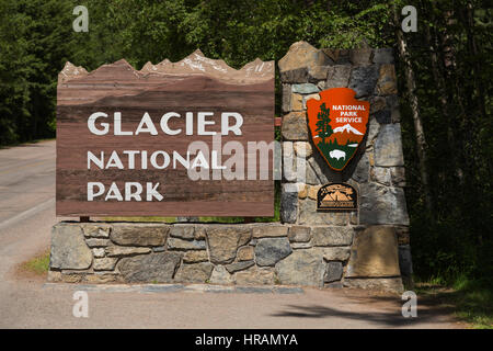 Il Parco Nazionale di Glacier, MT, STATI UNITI D'AMERICA, Ingresso Ovest segno Foto Stock