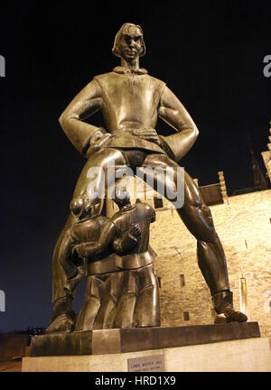 Statua del leggendario Gigante fiammingo e folk hero Lange Wapper di Anversa. Belgio Foto Stock