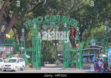 La gente visita Saigon Zoo e i Giardini Botanici in Ho Chi Minh City Vietnam. Foto Stock