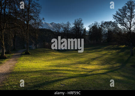 Tramonto a Fussen, Castello di Hohenschwangau, Lago Alpsee, Baviera, Germania, Europa Foto Stock