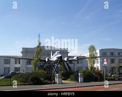 De Haviland Heron replica aereo Aeroporto fuori casa, Croydon, Surrey, England, Regno Unito Foto Stock